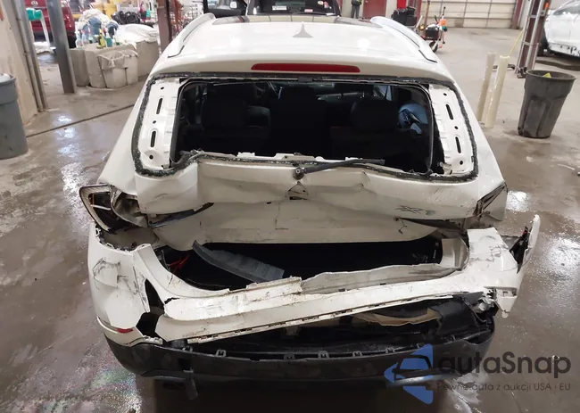 WBAVM5C55DVV89082: 44684985