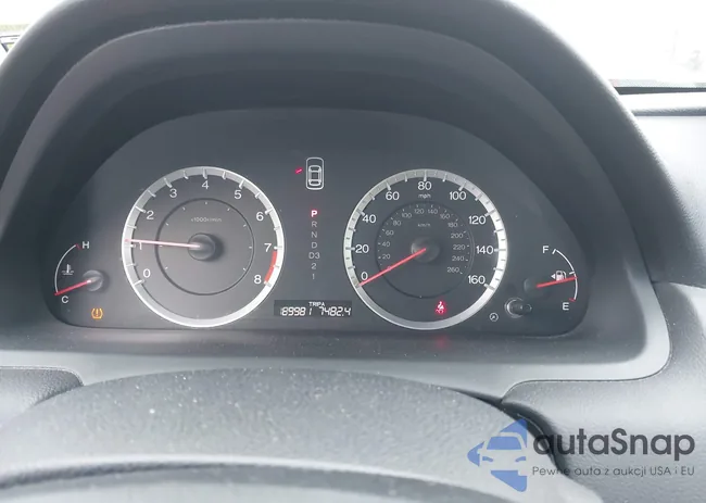 1HGCP2F83BA028844: 44686353