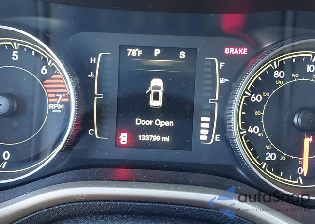 1C4PJLCB9GW350423: 44686639