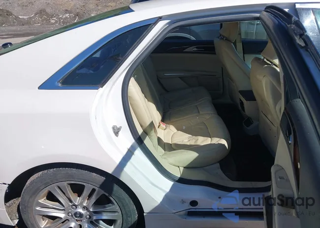 3LN6L2LU7ER816072: 44686837