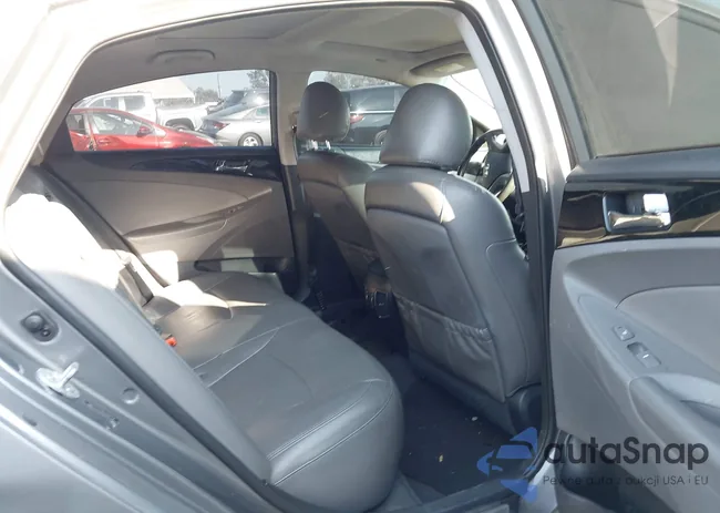 5NPEC4AC8DH684754: 44686124