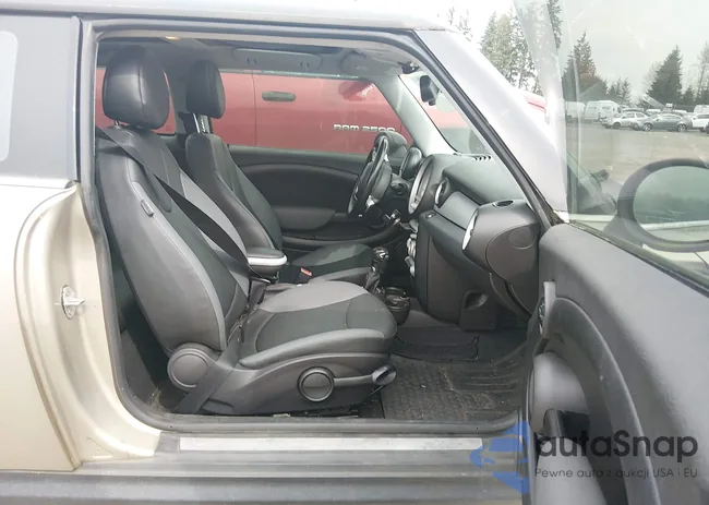 WMWMF33529TW73793: 44686280