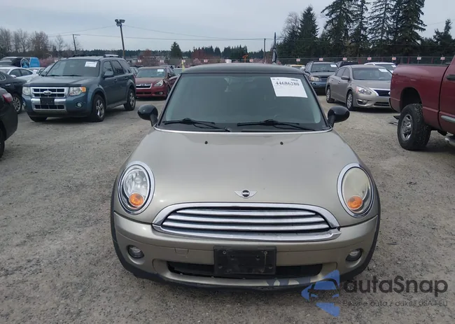 WMWMF33529TW73793: 44686280