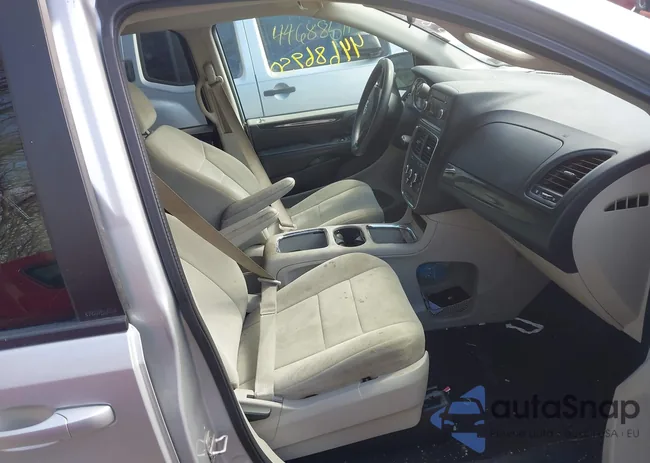 2C4RDGCGXCR231544: 44686950