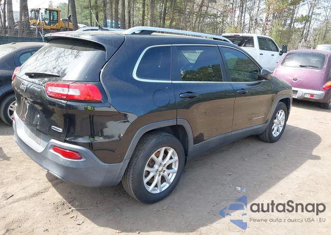 1C4PJMCB3FW768027: 44688788