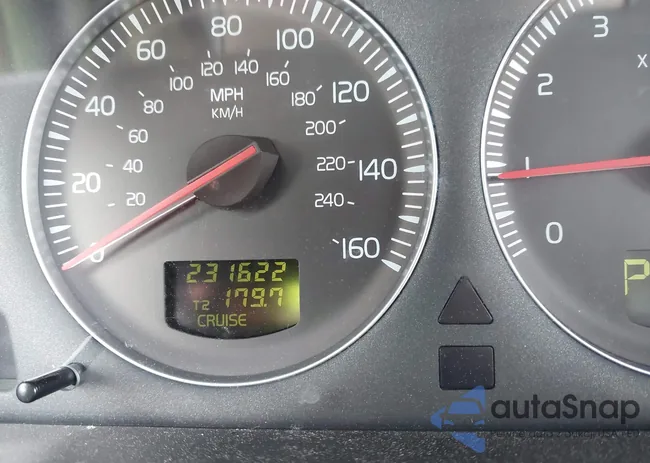 YV4CM982271357208: 44688166