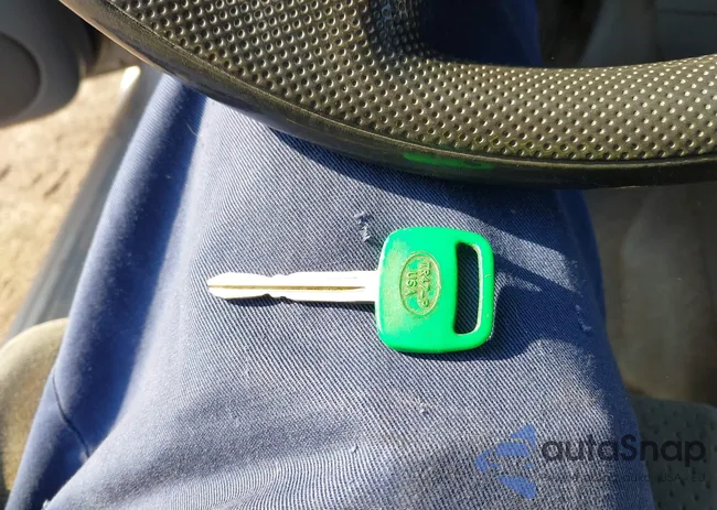 JS3TD62V134101978: 44689310