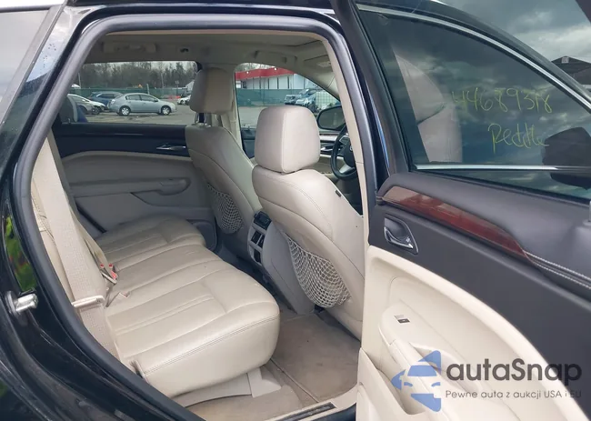 3GYFNCEY9AS574905: 44689318