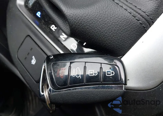 5NMZUDLAXJH107596: 44690580