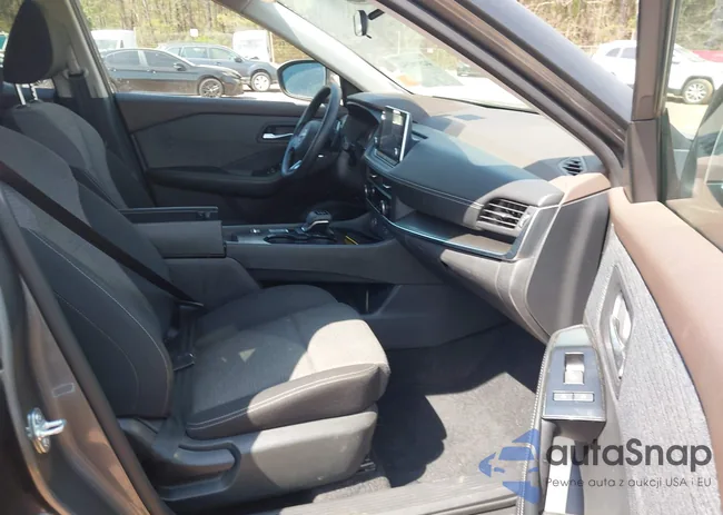 5N1BT3BA9PC898979: 44690750