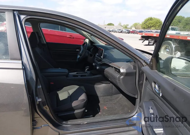 1N4BL4DV9SN364877: 44690876