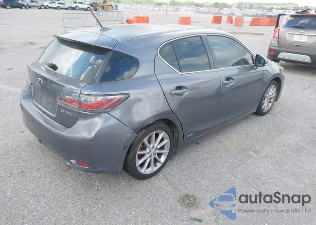 JTHKD5BH6D2152273: 44689980