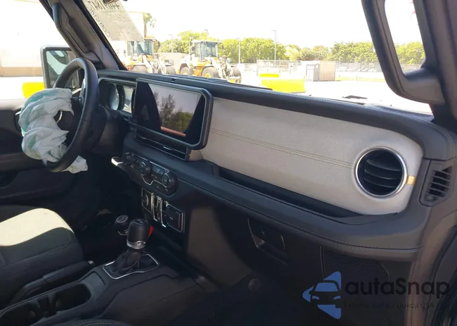 1C4PJXENXSW525110: 44691847