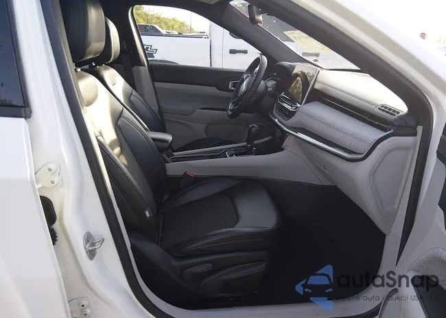 3C4NJDBN1RT596173: 44690918