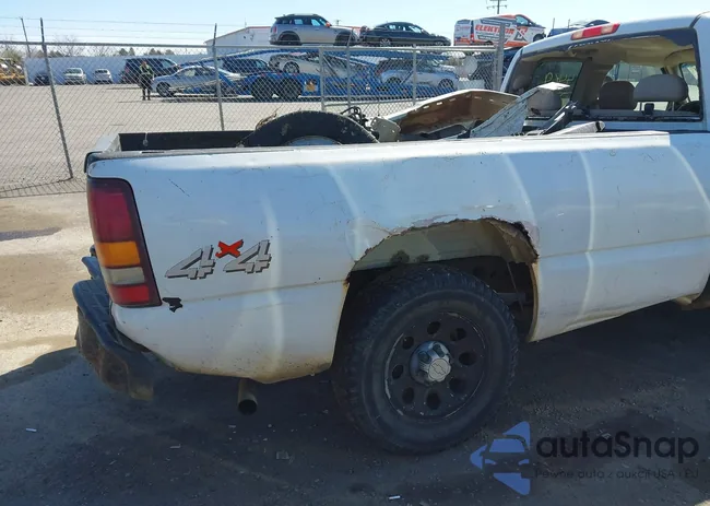 1GCEK19T95E311021: 44692538