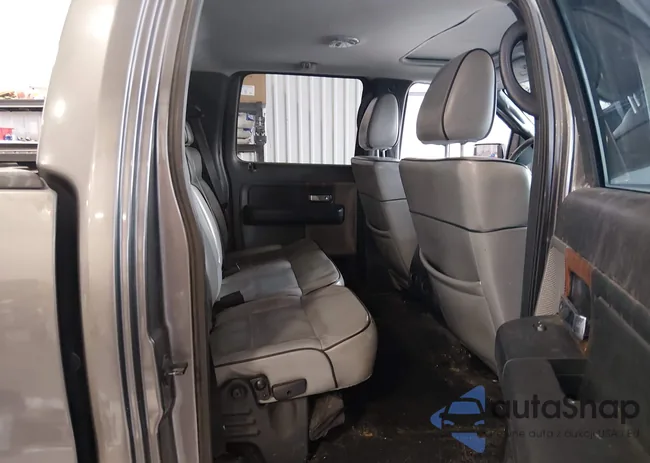 5LTPW18536FJ11051: 44692564