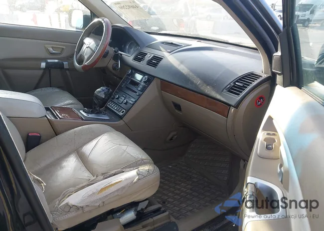 YV4952CZ3B1576853: 44692200