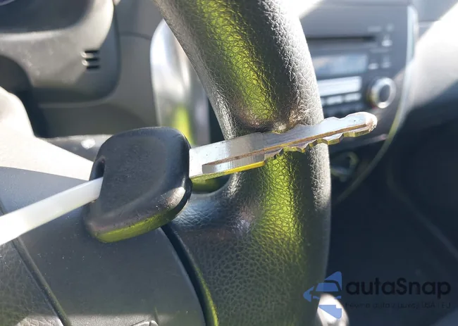 JS2YC414485100190: 44693617