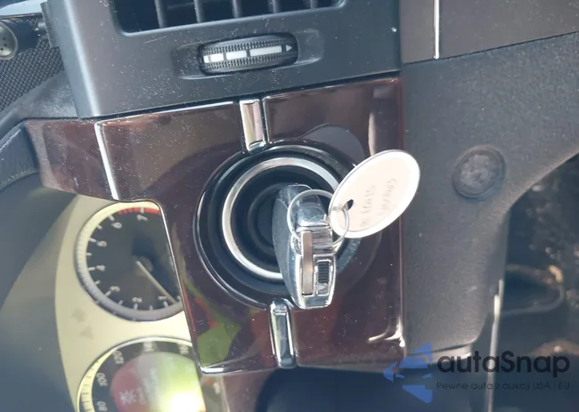 WDCGG5GB7BF600863: 44693078