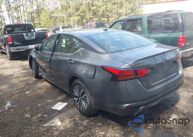 1N4BL4DW9TN315396: 44693105