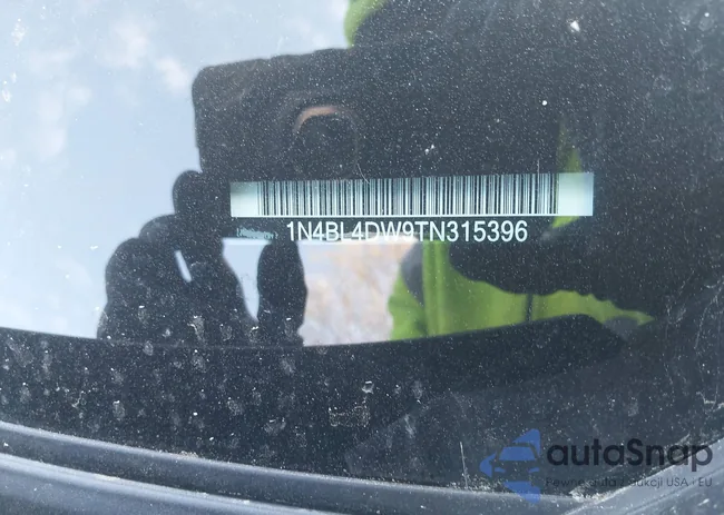 1N4BL4DW9TN315396: 44693105