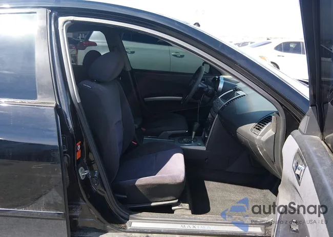 1N4BA41E85C855399: 44693108