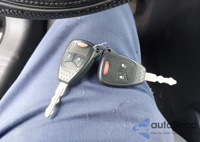 1B3CB4HA6AD558667: 44693204