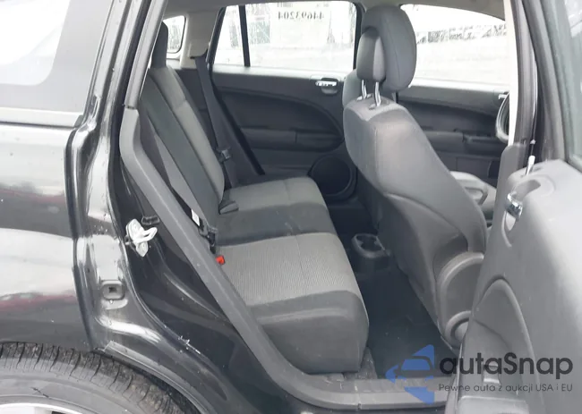 1B3CB4HA6AD558667: 44693204