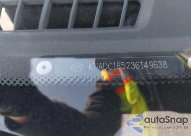 KNADC165236149638: 44695560