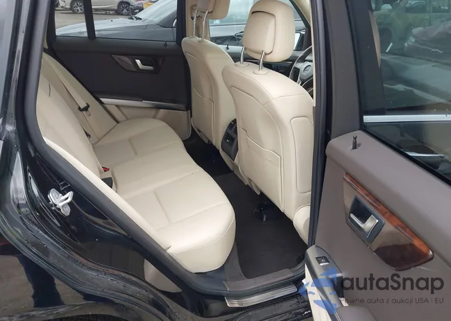 WDCGG5HB0DF989640: 44695066