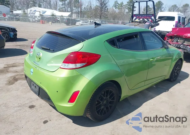 KMHTC6AD3CU068794: 44696985