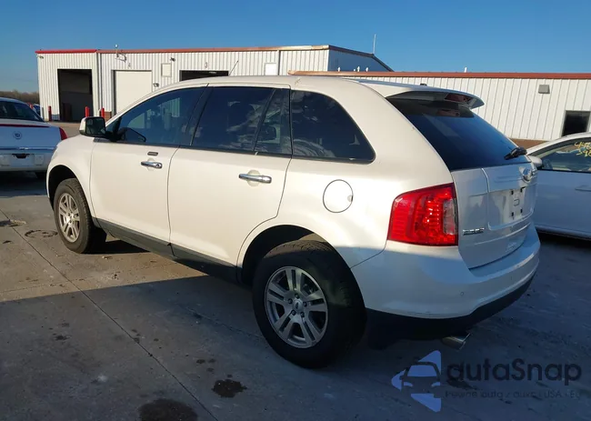 2FMDK3JC0BBA27122: 44698481