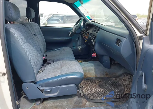 JT4TN12D5T0024030: 44698483