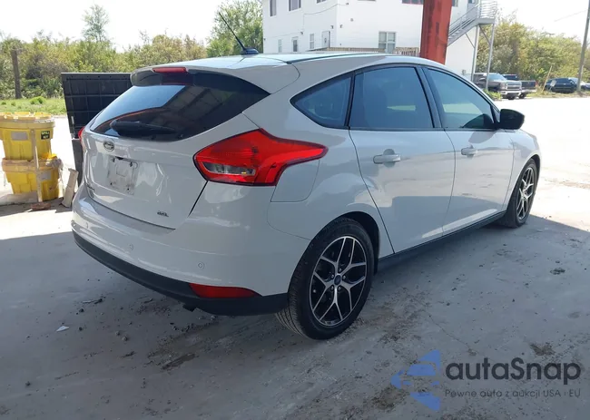 1FADP3M28HL282236: 44699684