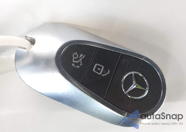 W1KEG1CB8RF054344: 44699208