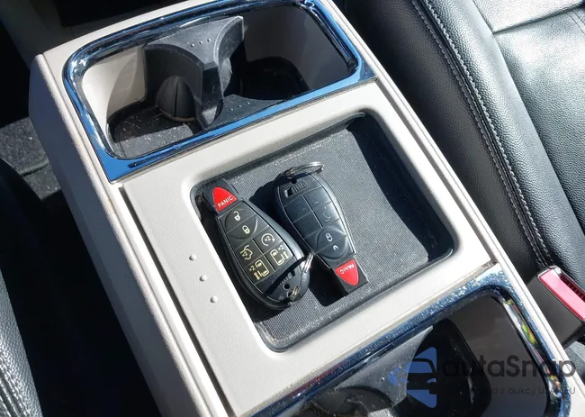 2C4RC1BG3GR253618: 44700527