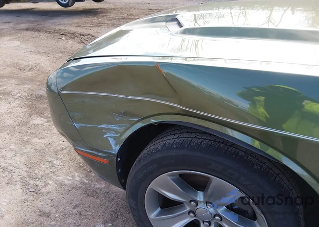 2C3CDZAG6KH570962: 44700568