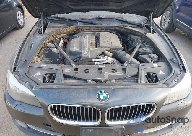 WBAFU7C55BC779831: 44700585