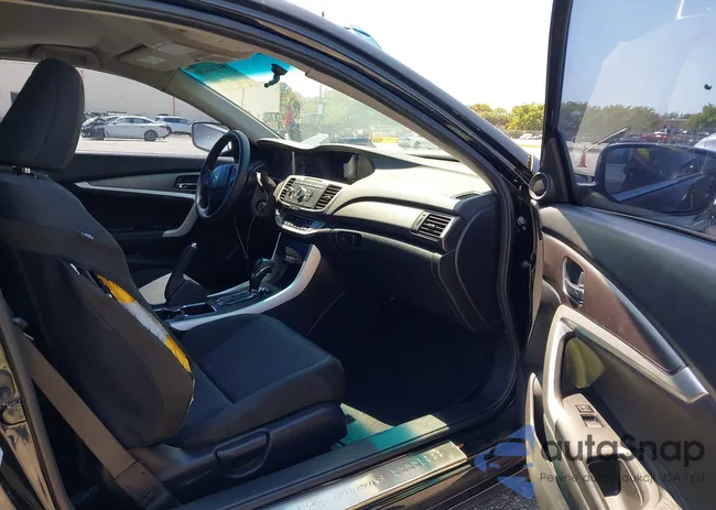 1HGCT1B39EA009641: 44700609