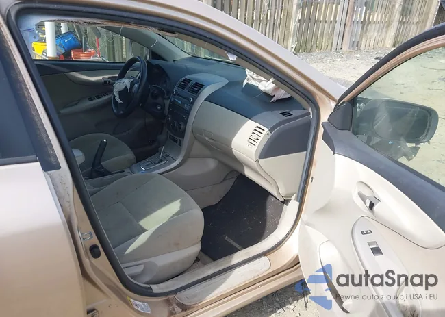 2T1BU4EEXBC650519: 44700610