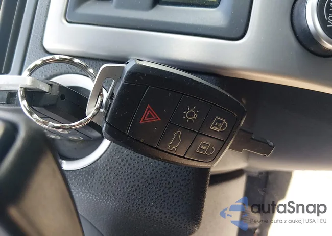 YV1382MS6A2496726: 44701639