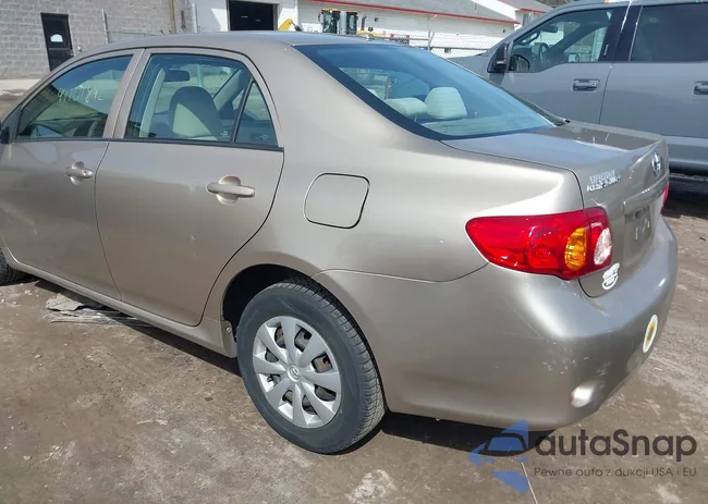 1NXBU4EE5AZ339903: 44701842