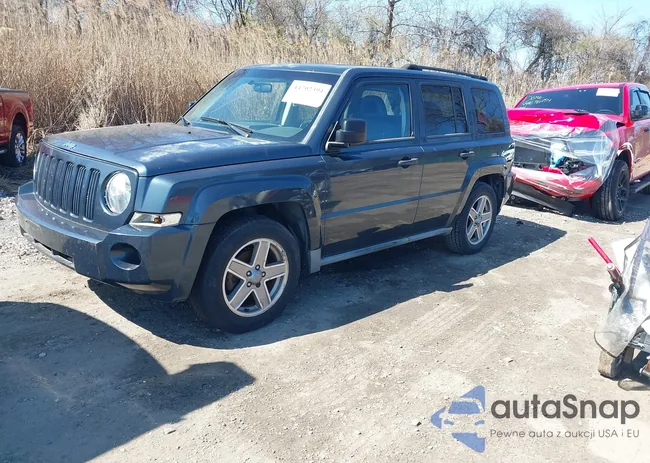 1J8FT28W58D711695: 44702394