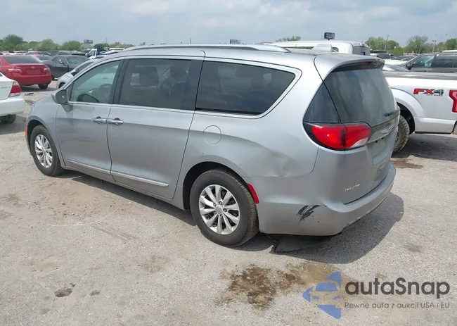 2C4RC1BG7JR356077: 44702847