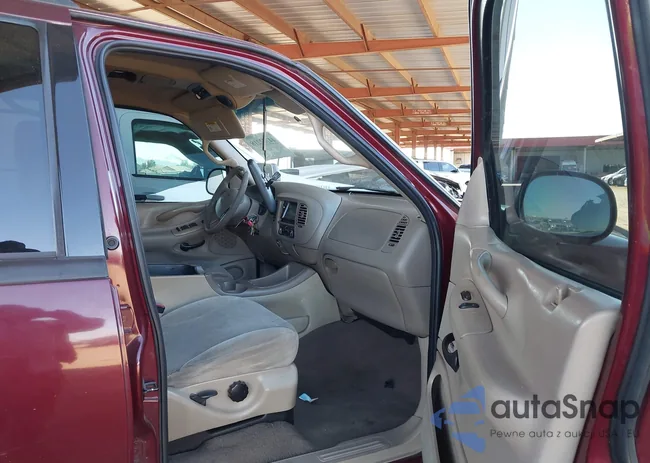 1FMRU1567YLA99100: 44702218