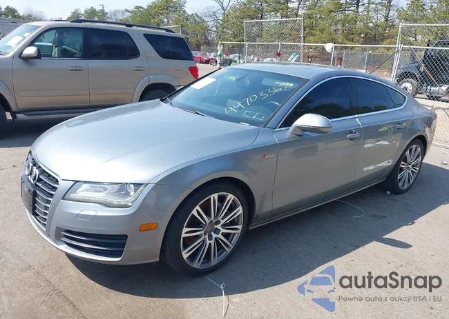 WAUSGAFC5CN015917: 44703367