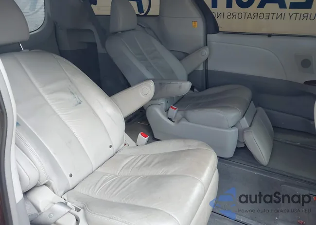 5TDDK3DC7BS021381: 44703398