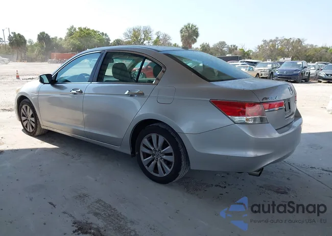 1HGCP3F88BA008014: 44703633