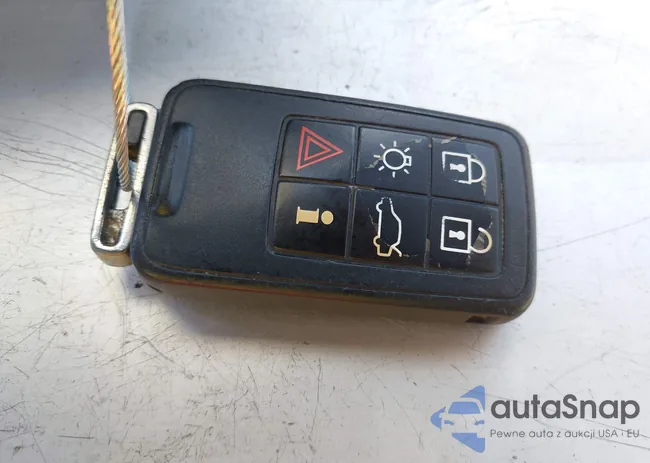 YV140MFD2F1318850: 44703951