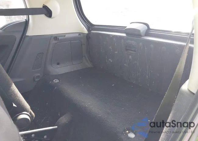 WMEEJ3BA4DK595876: 44704000